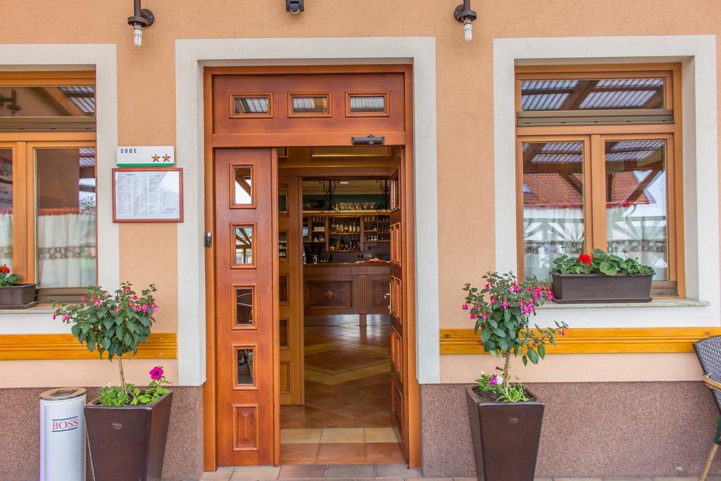 Guesthouse Beno Starse Exterior photo