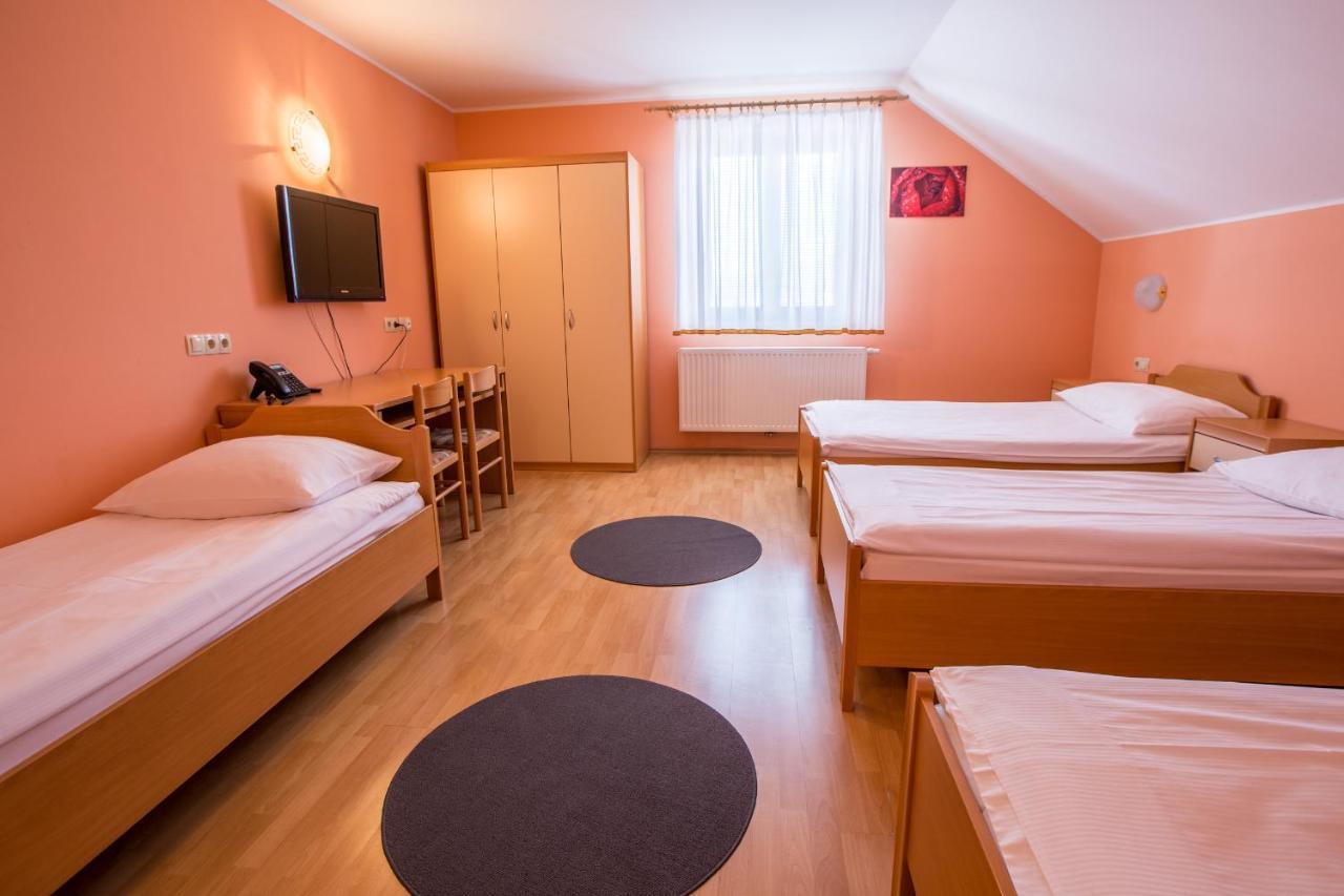 Guesthouse Beno Starse Exterior photo